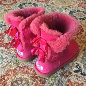 UGG Bailey Bow Boots - Pink - Size 6